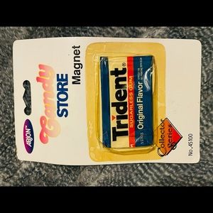 New Vintage Arjon Brand Trident Magnet